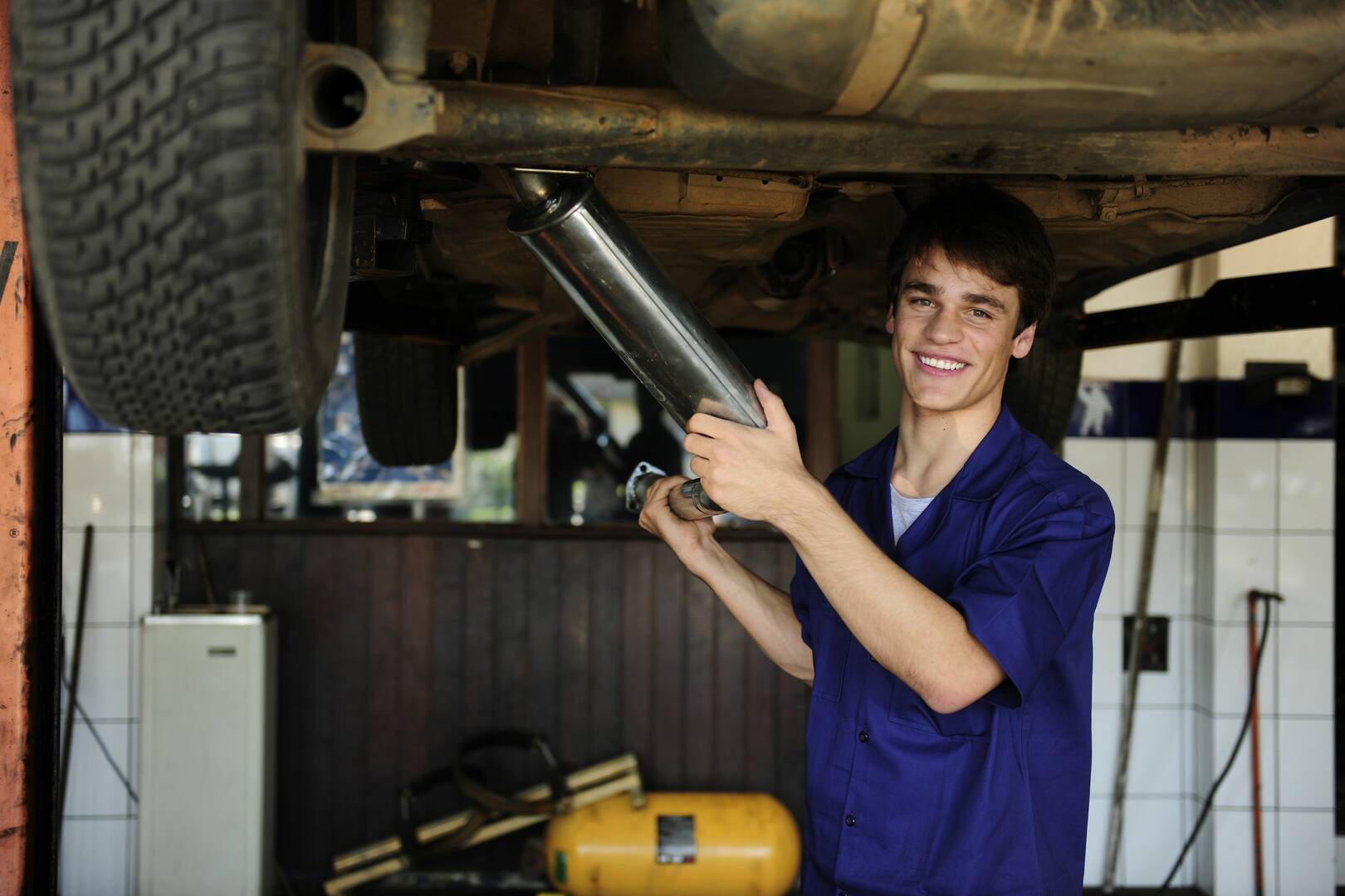 A2 Auto Glass